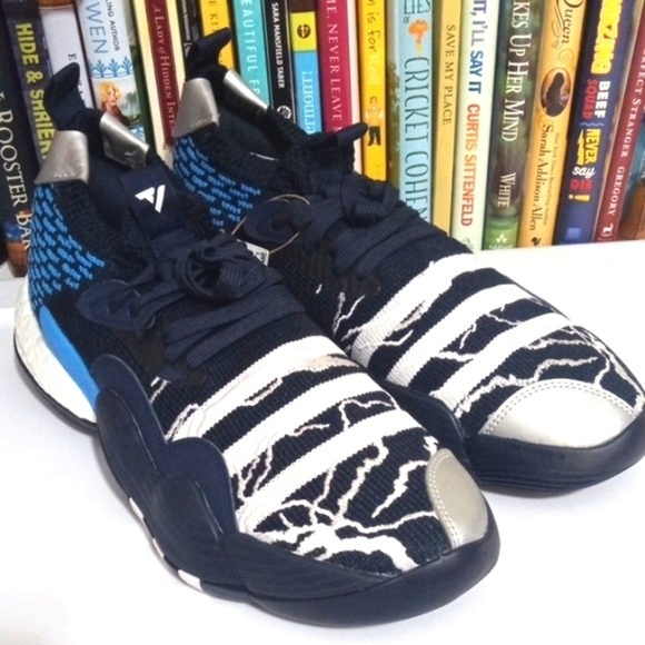 ADIDAS TRAE YOUNG 2 SUPERNATURAL MEN'S BASKETBALL SNEAKERS SIZE 10.5 NWT - Picture 1 of 10